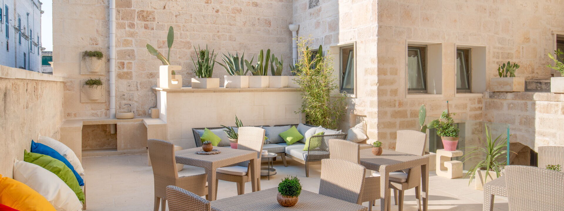 Vico Bianco Raro Rooms