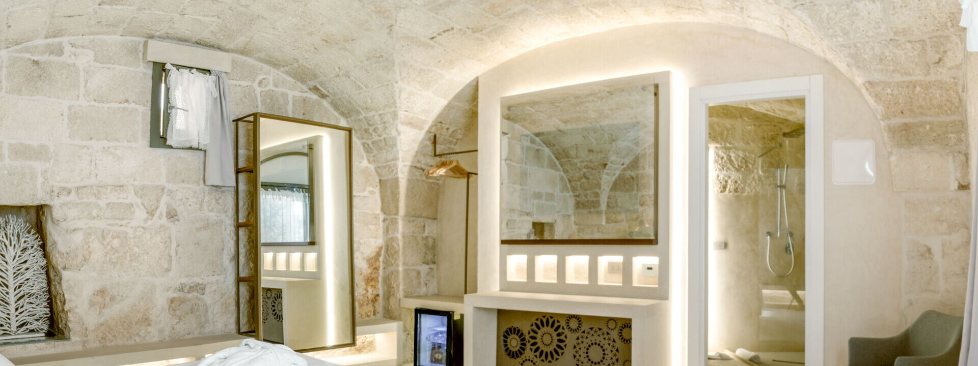 Vico Bianco Raro Rooms - Room Romantic Grotta D'Agnano 8