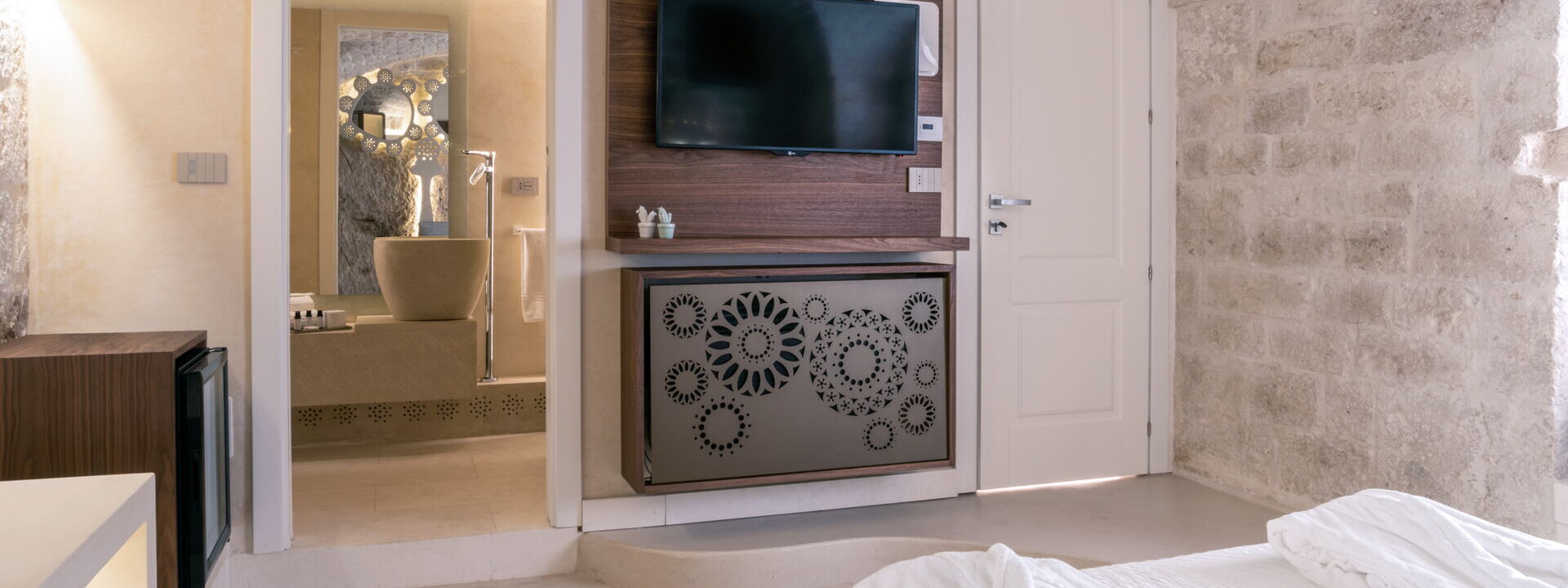 Vico Bianco Raro Rooms - Room Romantic Grotta Dei Millenari 6