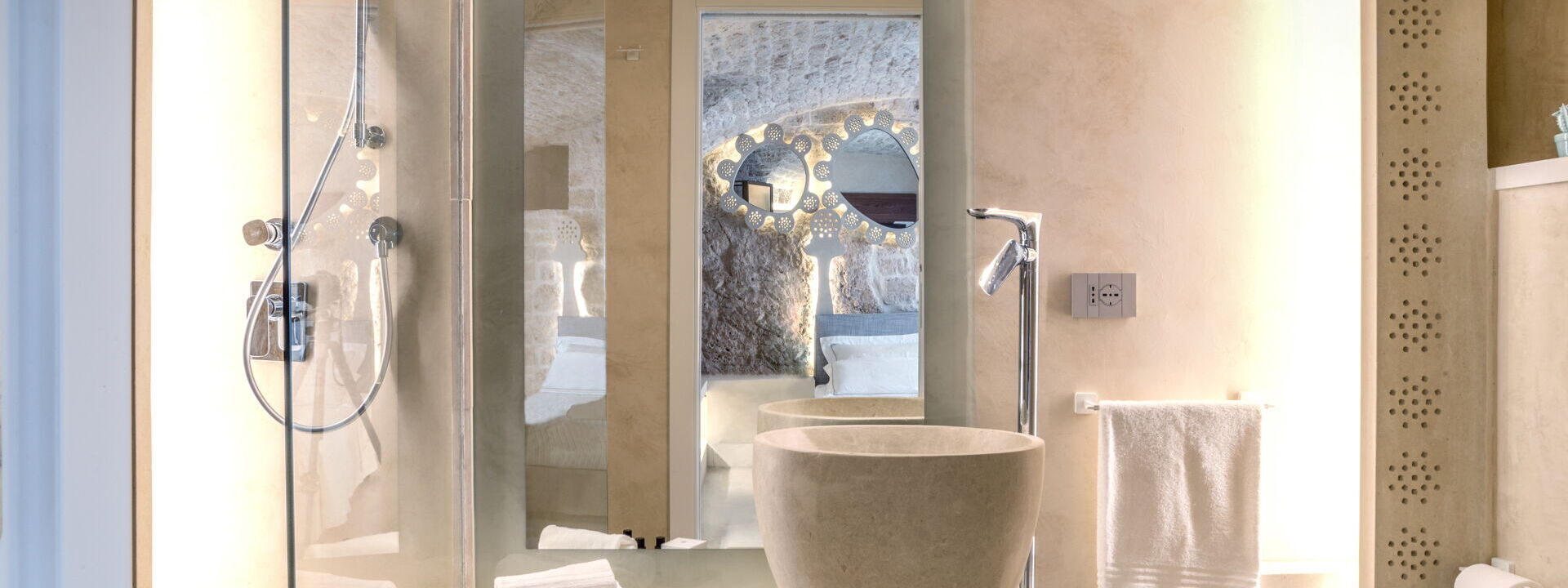 Vico Bianco Raro Rooms - Room Romantic Grotta Dei Millenari 6