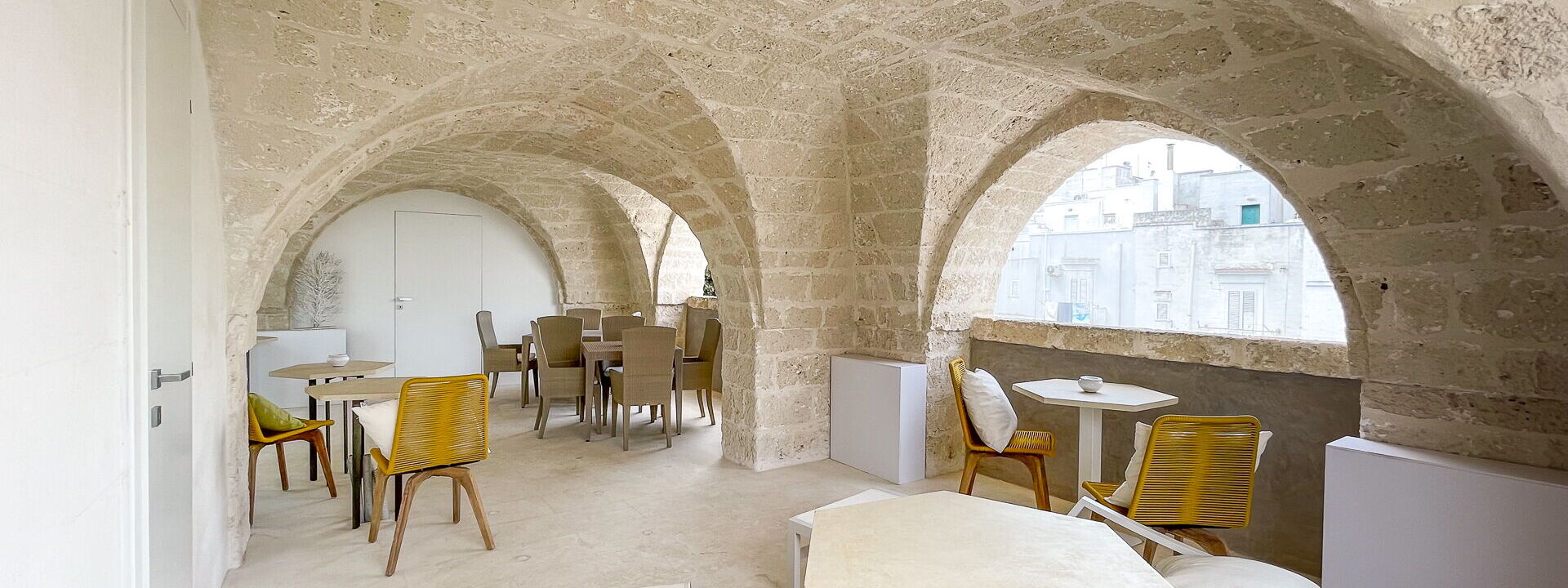 Vico Bianco Raro Rooms