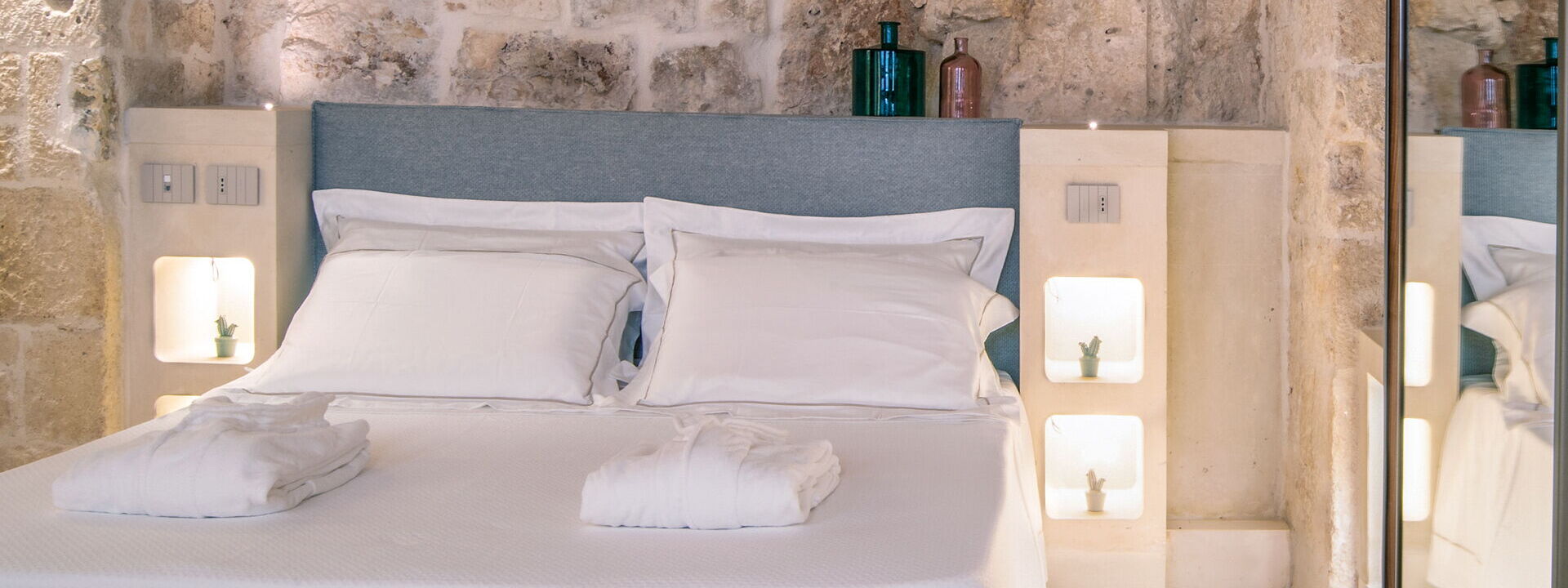 Vico Bianco Raro Rooms - Room Romantic Grotta Sant'oronzo 7