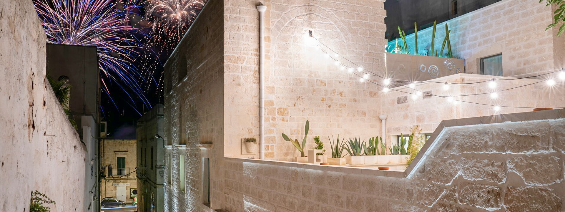 Vico Bianco Raro Rooms