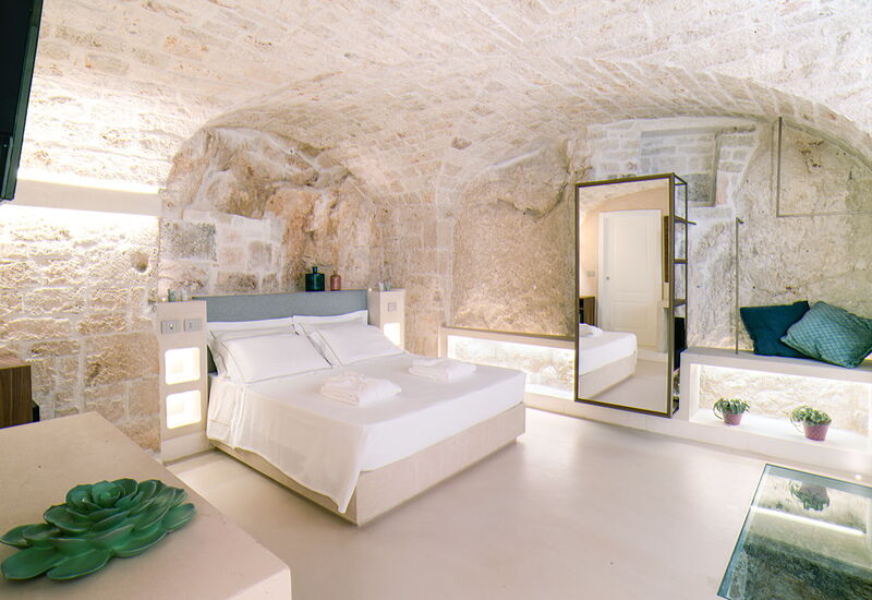 Vico Bianco Raro Rooms - Room Romantic Grotta Sant'oronzo 7