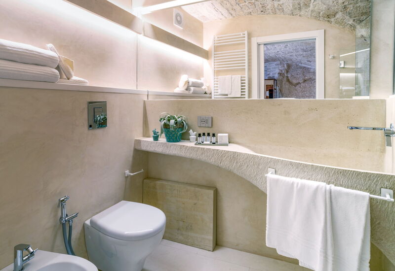 Vico Bianco Raro Rooms - Room Romantic Grotta Sant'oronzo 7