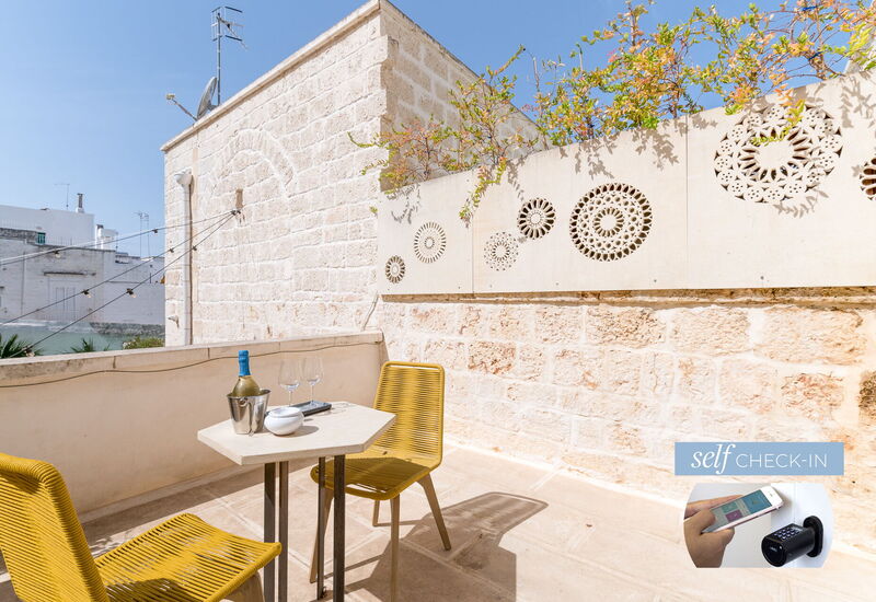 Vico Bianco Raro Rooms - La Terra Junior Suite Con Terrazza 5