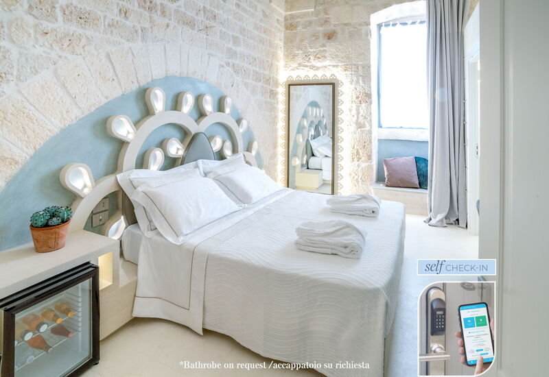 Vico Bianco Raro Rooms - Vico Quaranta Deluxe 2