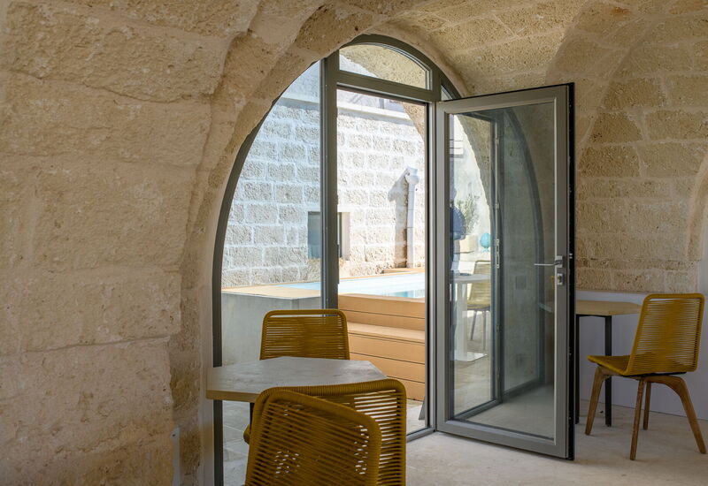 Vico Bianco Raro Rooms