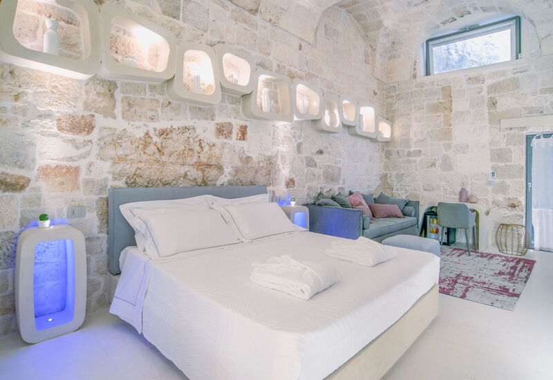 Vico Bianco Raro Rooms - Porta San Demetrio Junior Suite 4