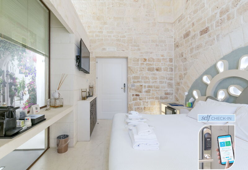 Vico Bianco Raro Rooms - Vico Quaranta Deluxe 2