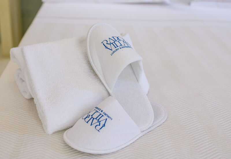 Vico Bianco Raro Rooms